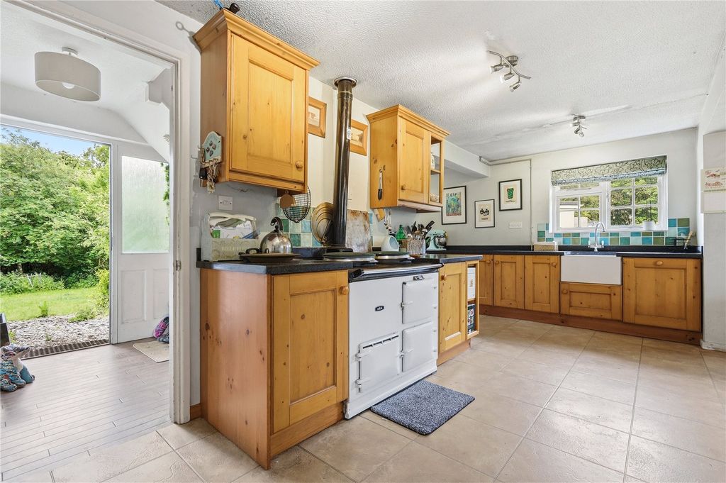 Property photo 2 of 26 Picture No. 09