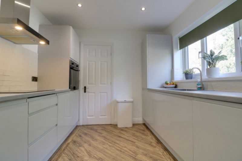 Property photo 2 of 19 Img_4635-Img_4637