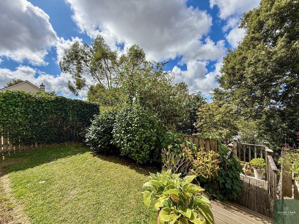 Property photo 3 of 29
