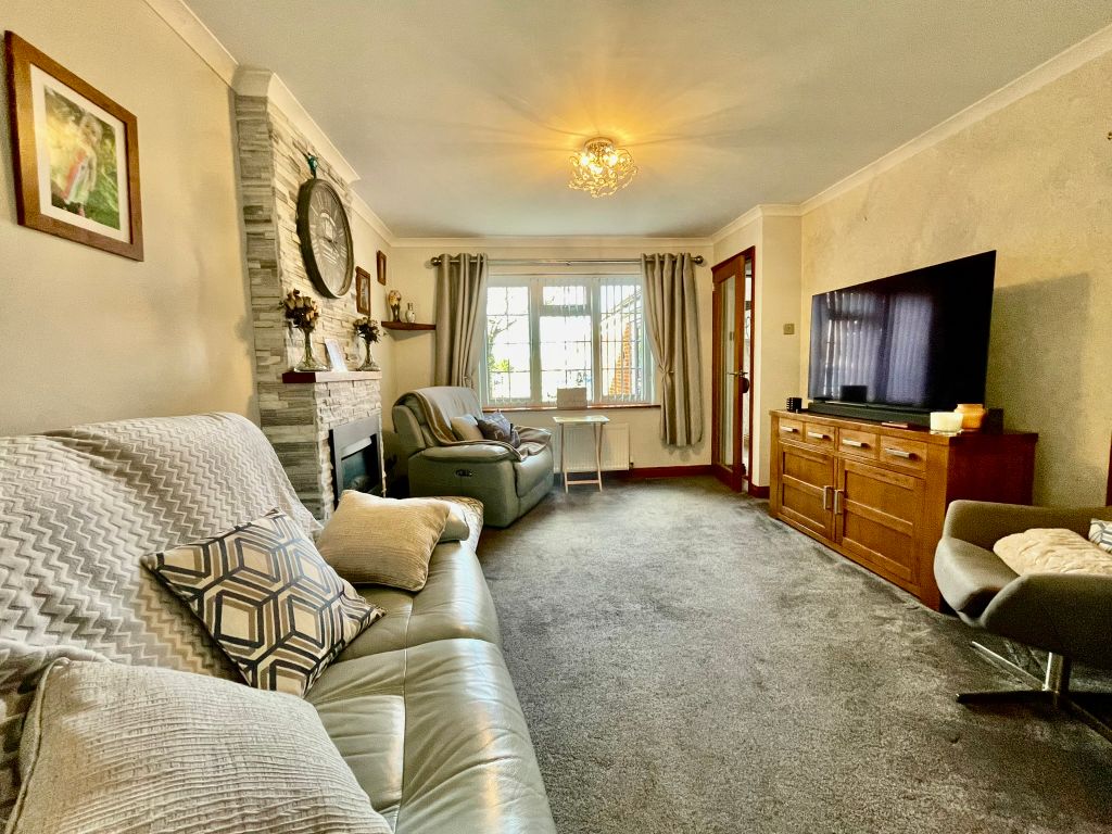 Property photo 2 of 17 Img_8473