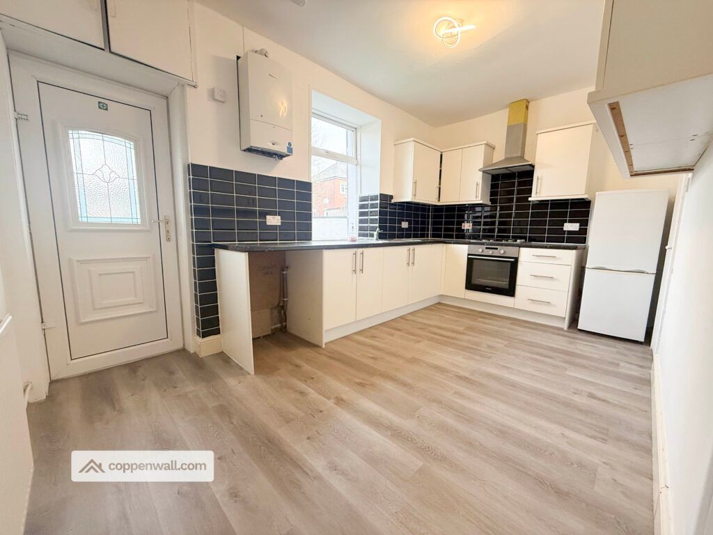 Property photo 3 of 22