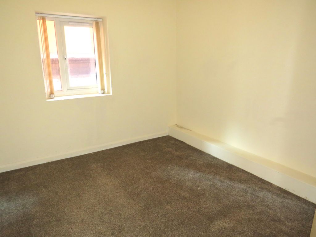 Property photo 3 of 4