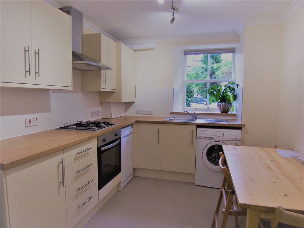 Property photo 2 of 11 Photo 2