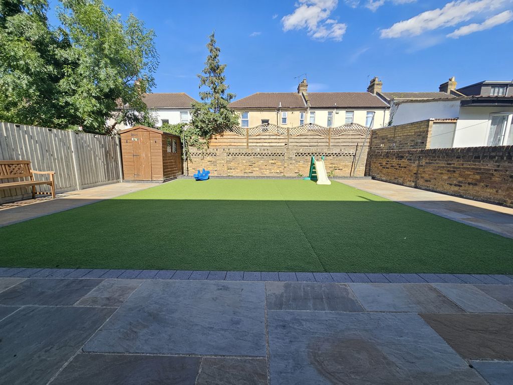 Property photo 2 of 2