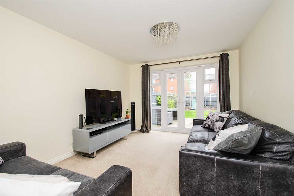 Property photo 2 of 19 Photo 12