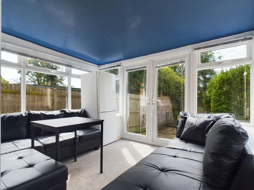 Property photo 2 of 13 Cam02534G0-Pr0369-Still017.Jpg