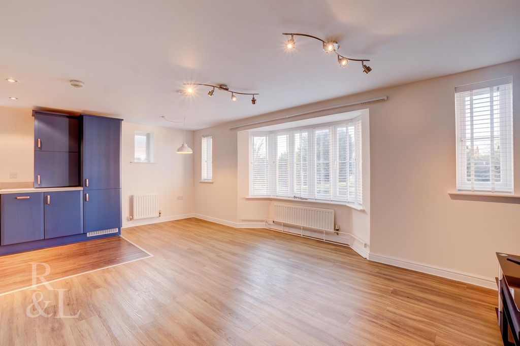 Property photo 3 of 14 Batched (10).Jpg