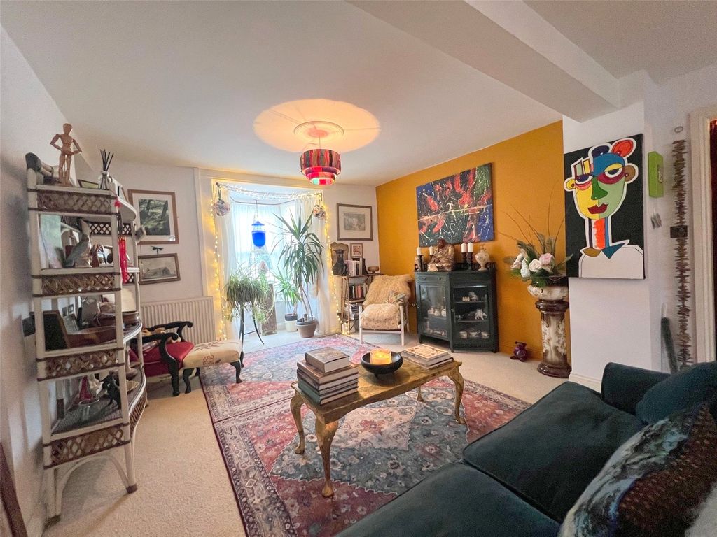 Property photo 2 of 42 Picture No. 56