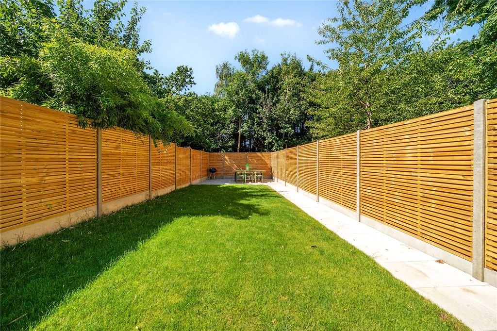 Property photo 2 of 16 Picture No. 09