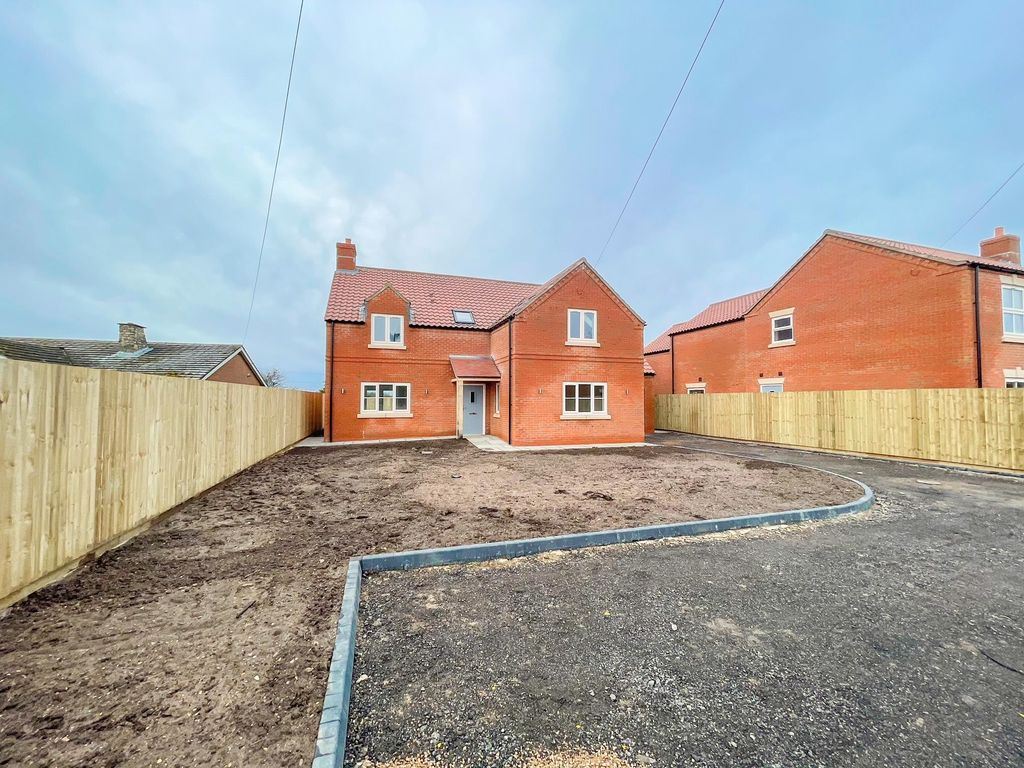 Property photo 2 of 34 Front