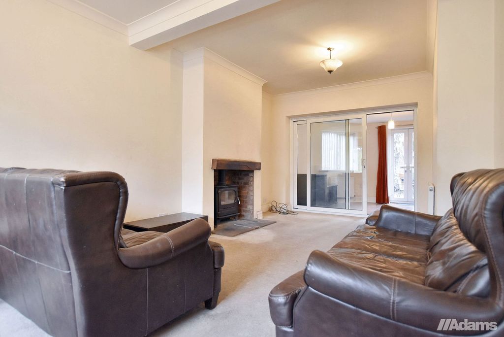 Property photo 3 of 25