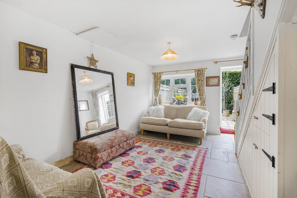 Property photo 3 of 30