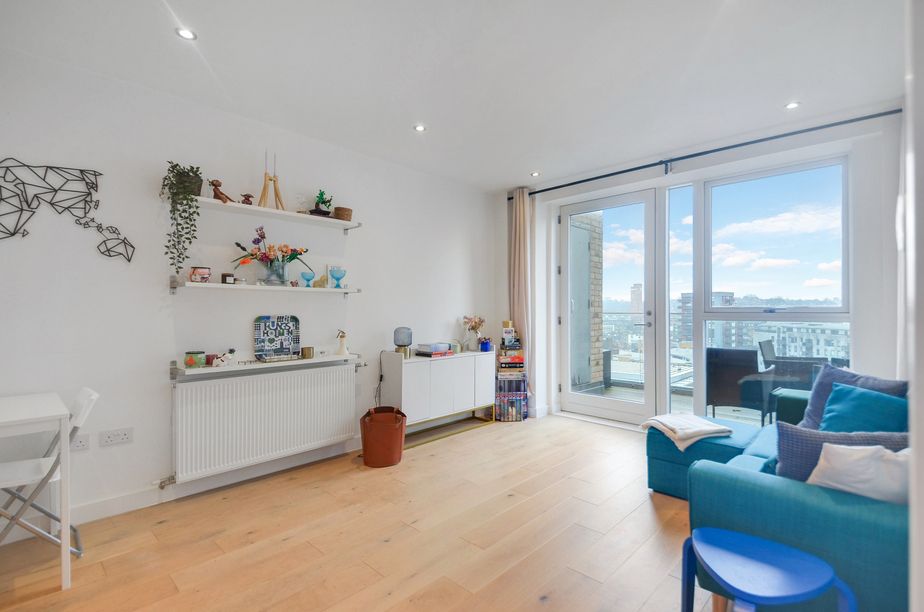 Property photo 3 of 25 Lounge Area_01.Jpg