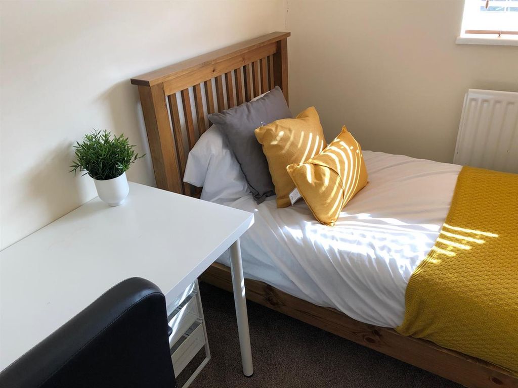 Property photo 1 of 15 Photo-2021-10-11-12-49-56.Jpg