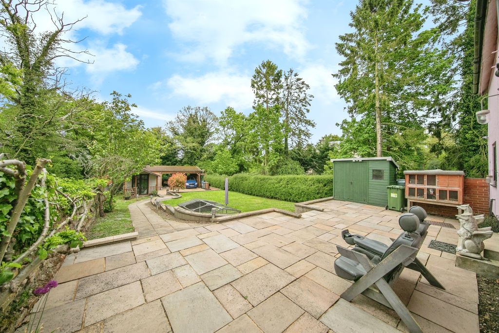 Property photo 1 of 18