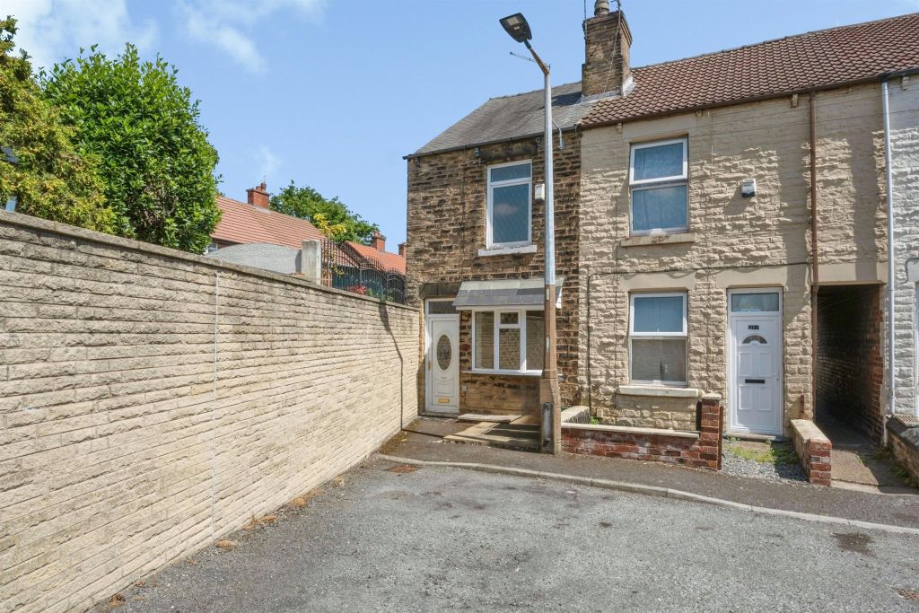 Property photo 1 of 15