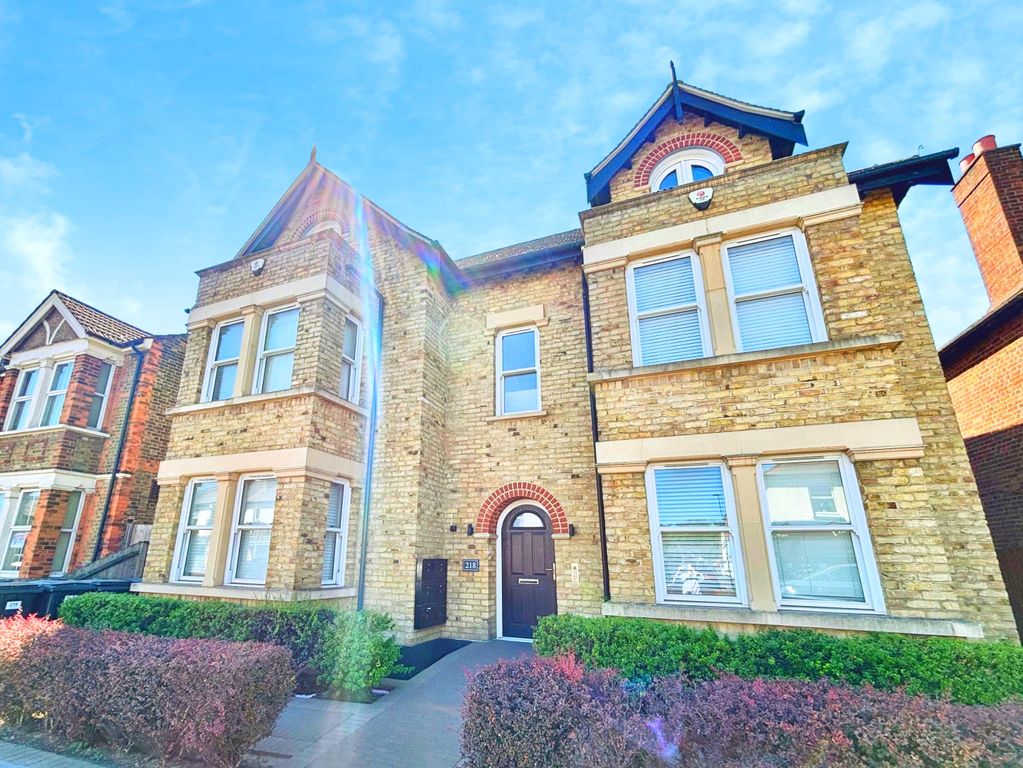Property photo 1 of 9