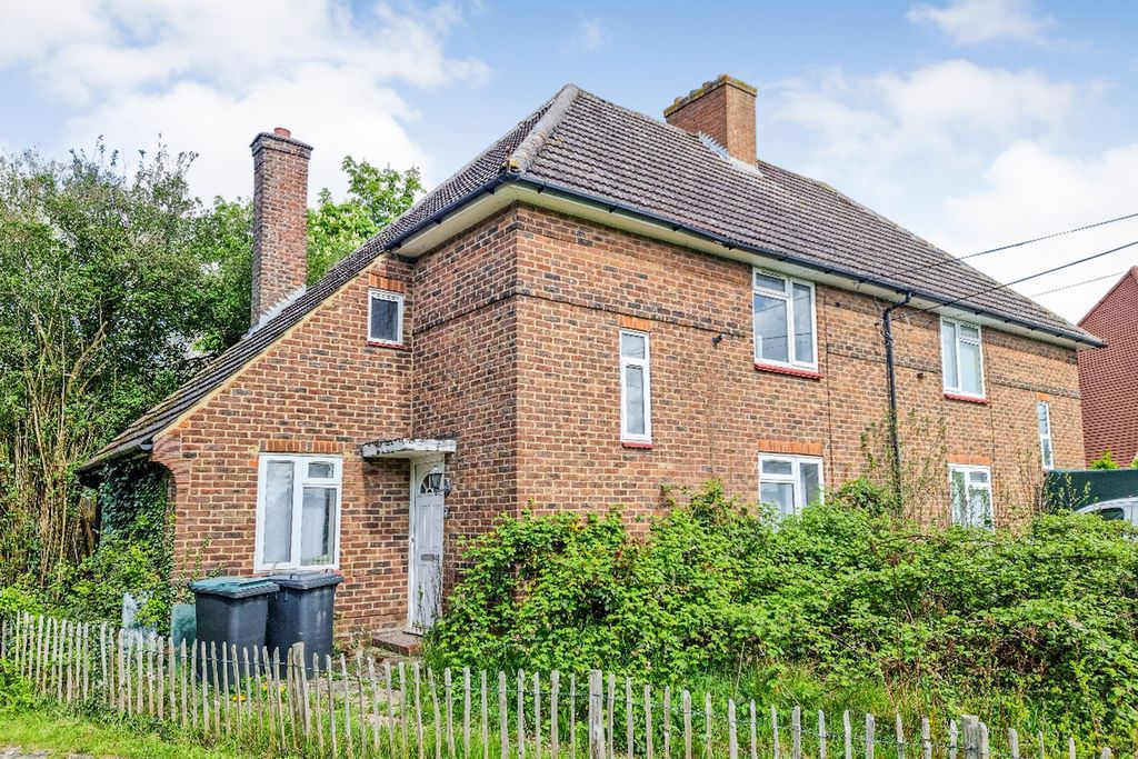 Property photo 1 of 12 44 Hollow Lane, Snodland, Kent, Me6 5Lt
