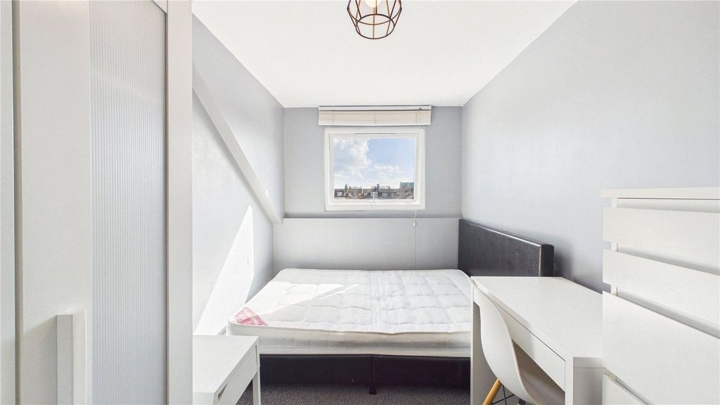 Property photo 1 of 12 Picture No. 02