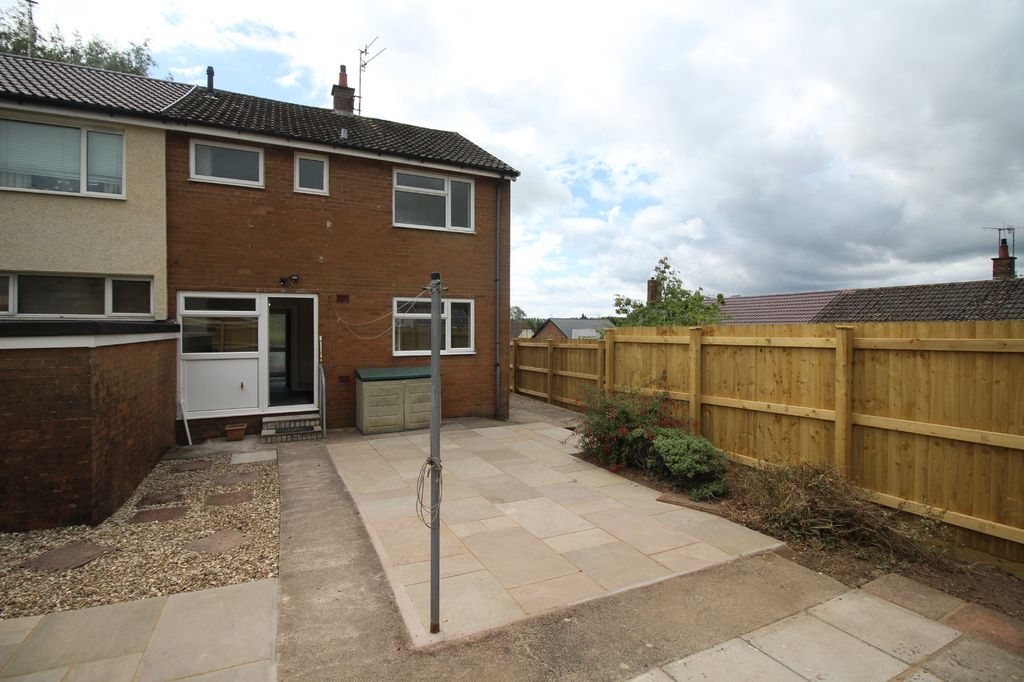 Property photo 3 of 14