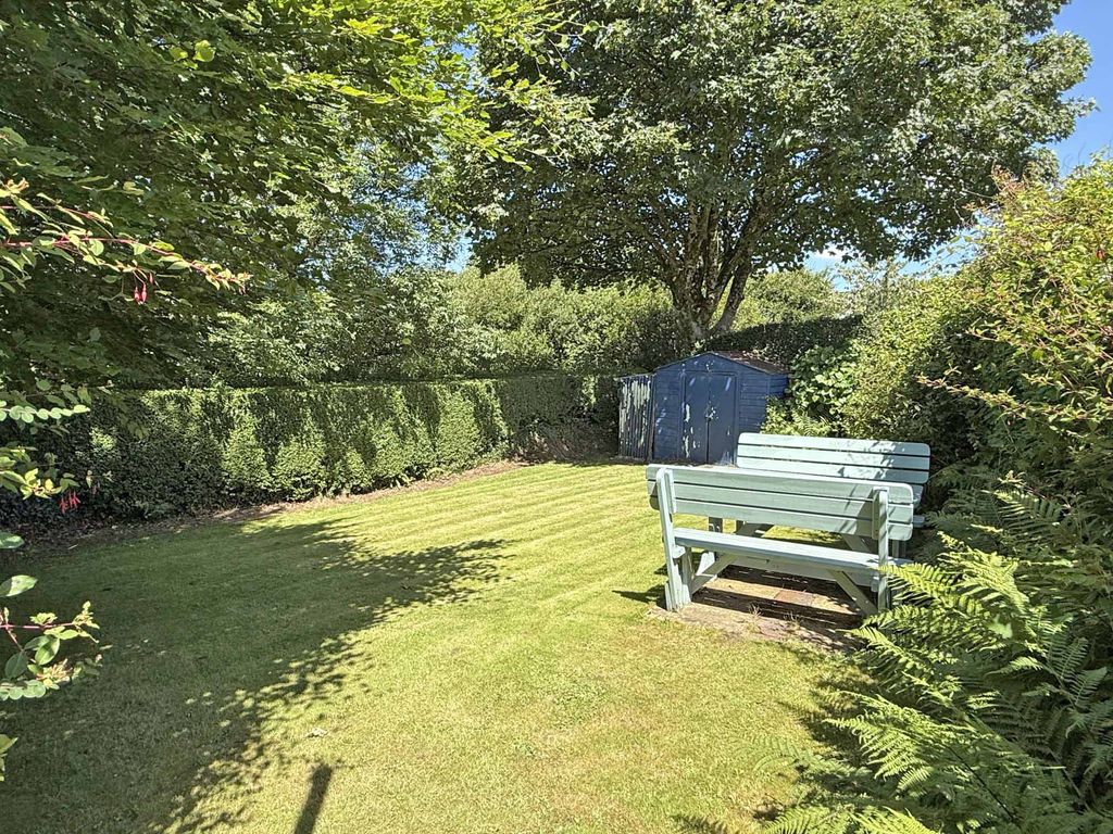 Property photo 2 of 12 Photo 2