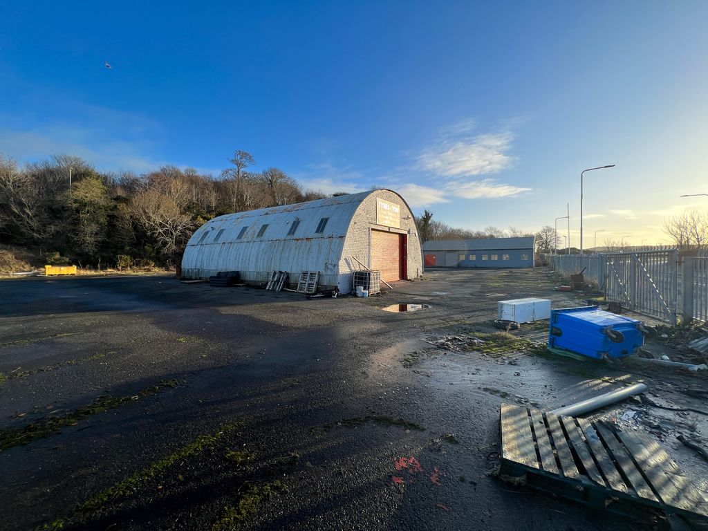 Property photo 1 of 6