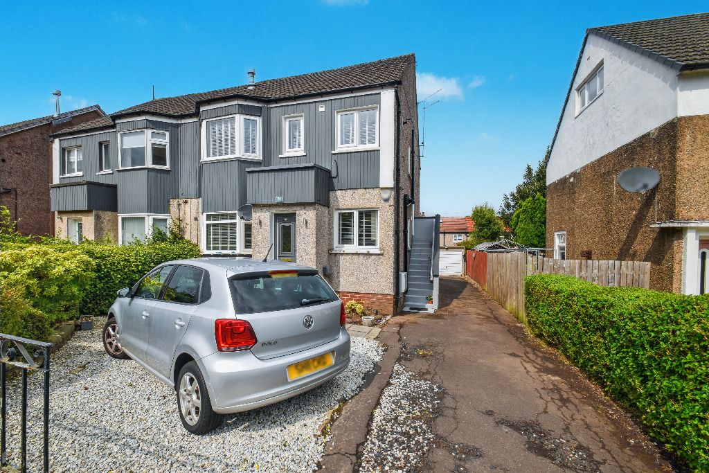 Property photo 1 of 13 4410171