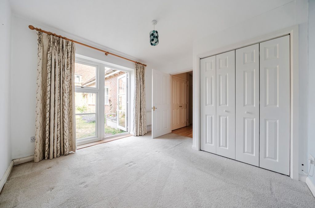 Property photo 3 of 16 1488334-16-6A50B5...