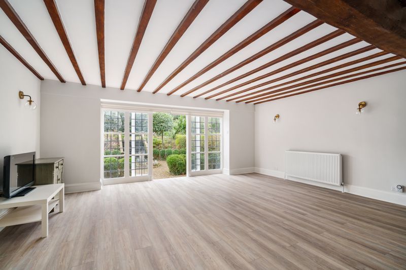 Property photo 1 of 25 Photo 2