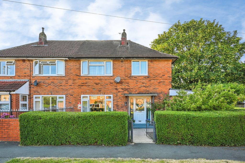 Property photo 1 of 31
