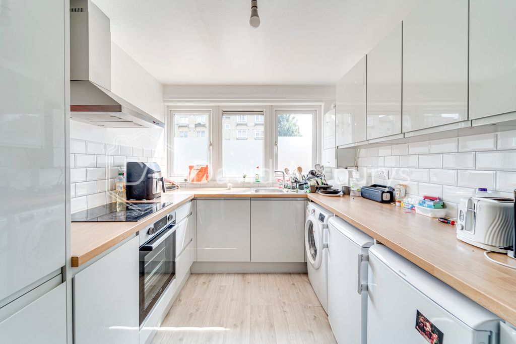 Property photo 1 of 15 Ndb01639_Enfused