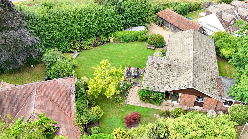Property photo 2 of 18