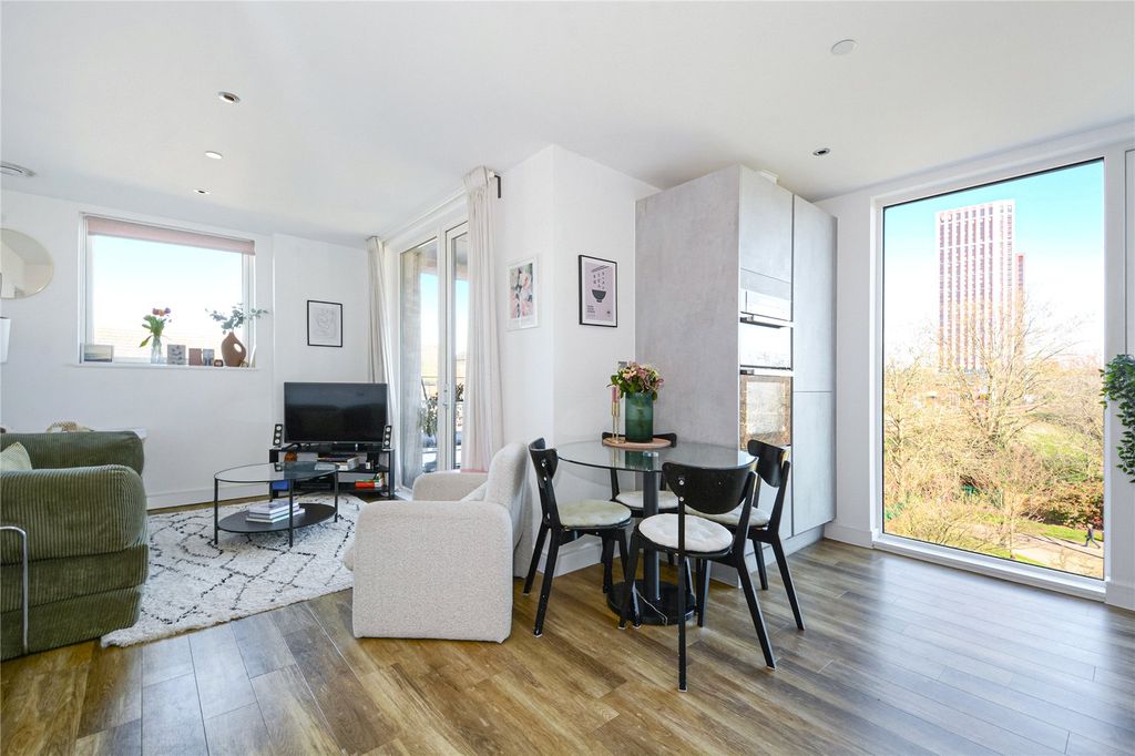 Property photo 2 of 13 Picture No. 02