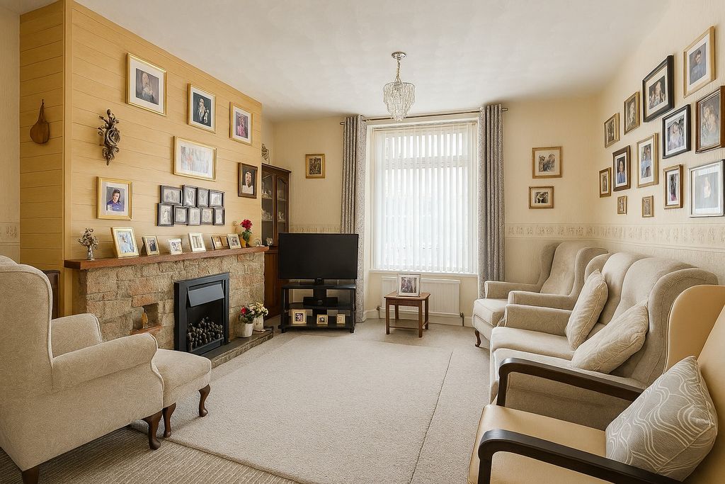 Property photo 2 of 6