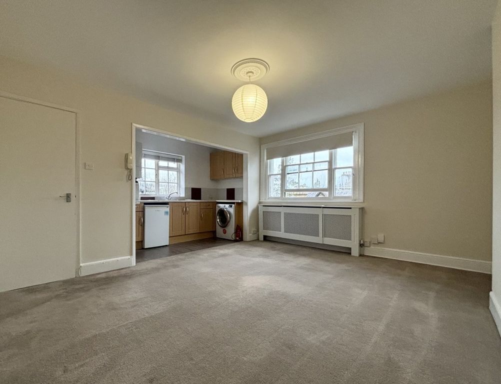 Property photo 2 of 9 Gallery
