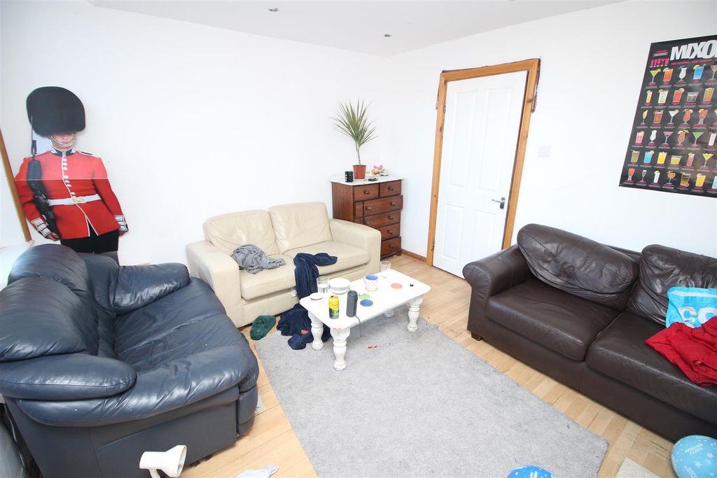 Property photo 2 of 11 Img_7254.Jpg