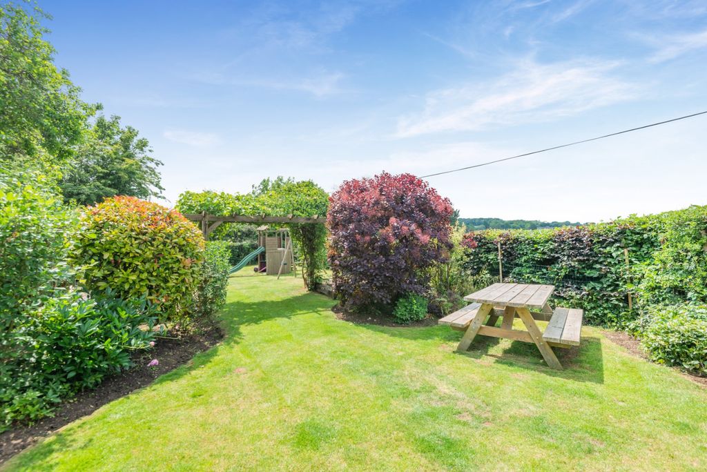 Property photo 2 of 19 Picture No. 29