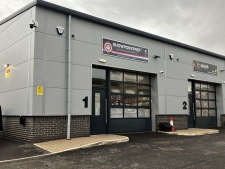 Property photo 2 of 9 Photo 1