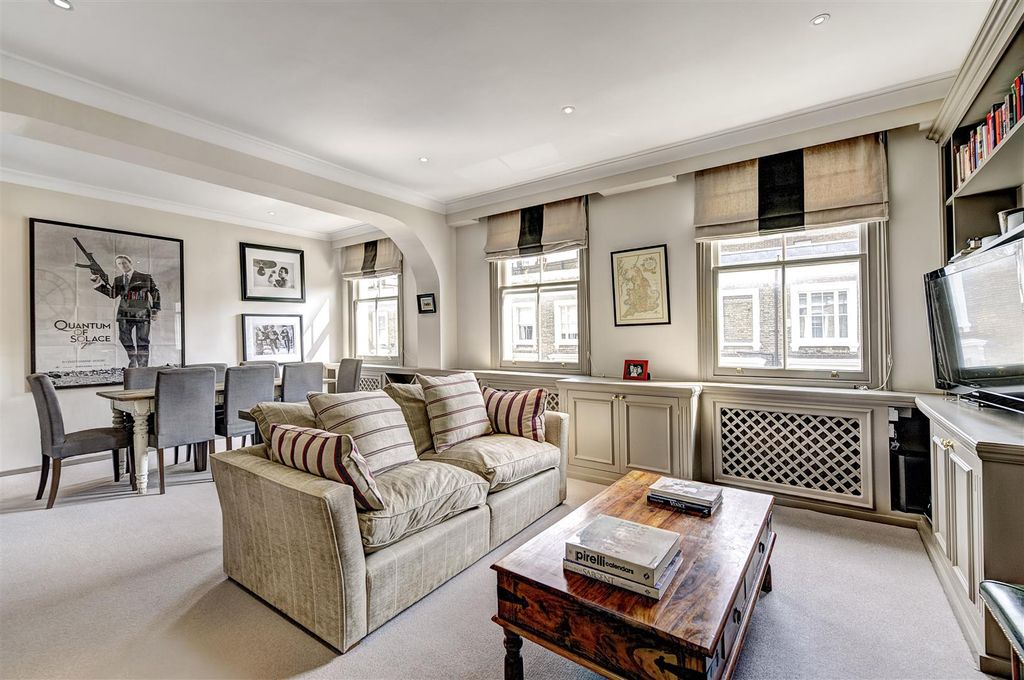 Property photo 1 of 8 Reception.Jpg