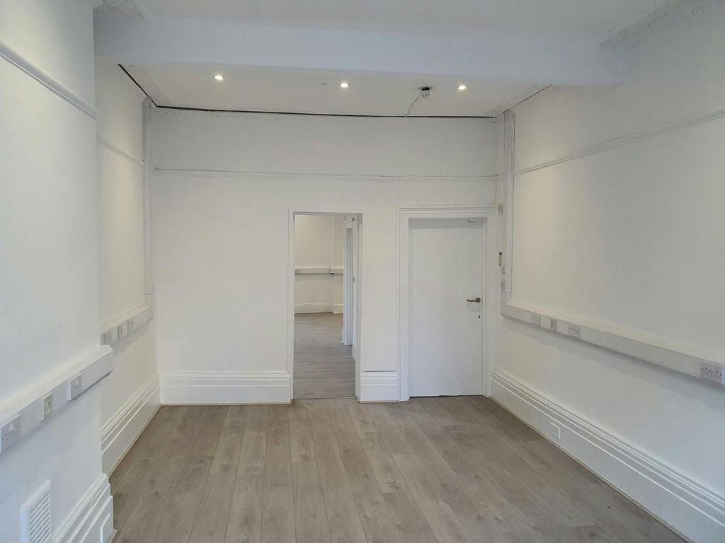 Property photo 3 of 7 Second Flr3.Jpg
