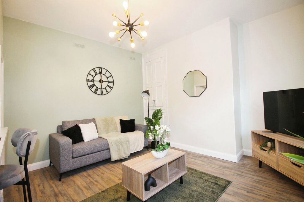 Property photo 1 of 12 Picture No. 04