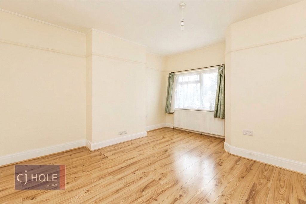 Property photo 3 of 13 Picture No. 35