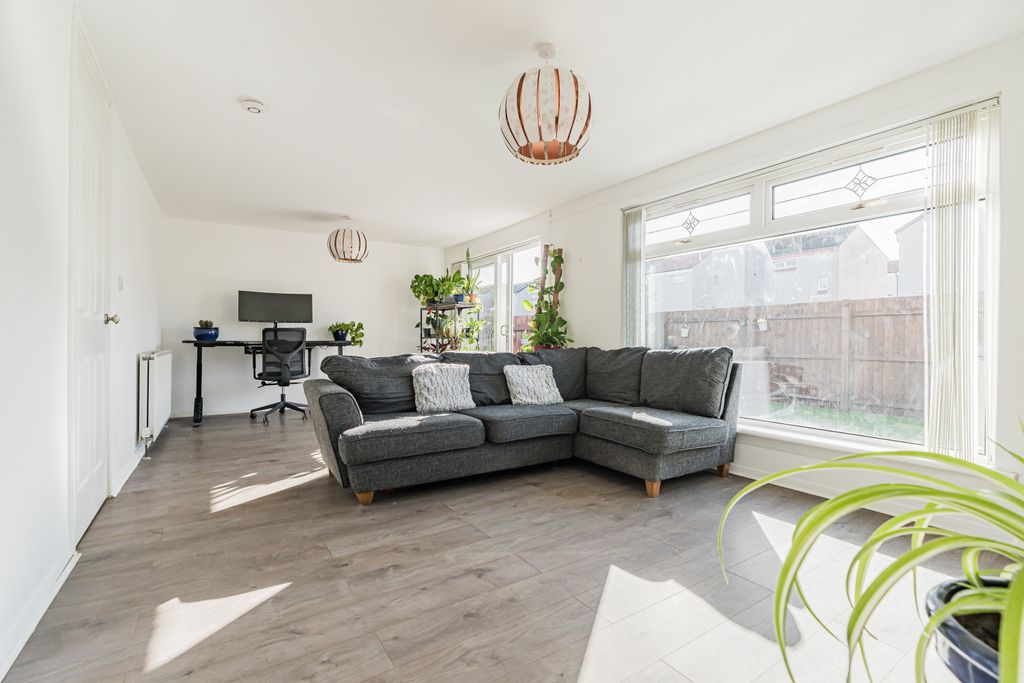 Property photo 2 of 18 Property Image 2