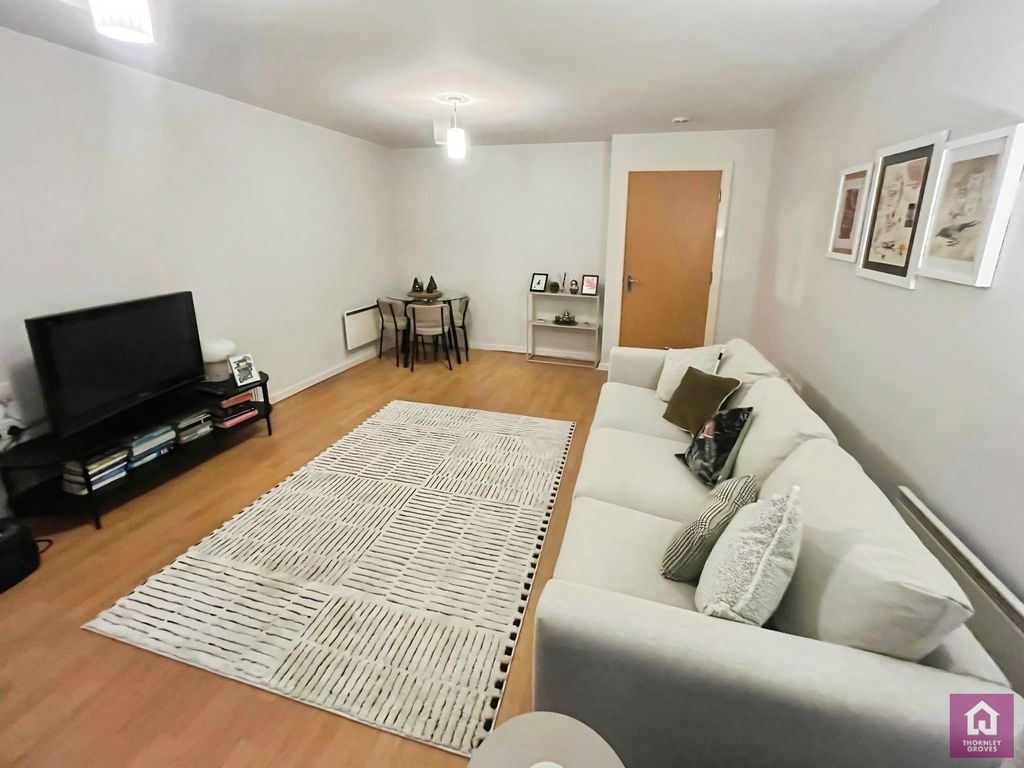 Property photo 3 of 12 Picture No. 26