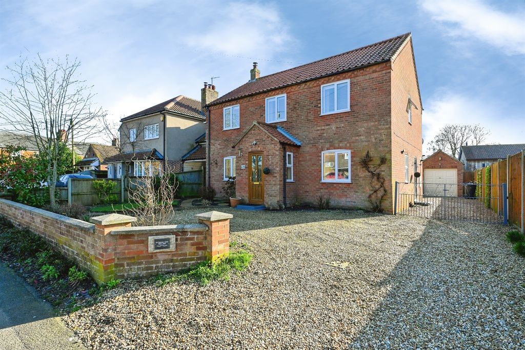 Property photo 1 of 21