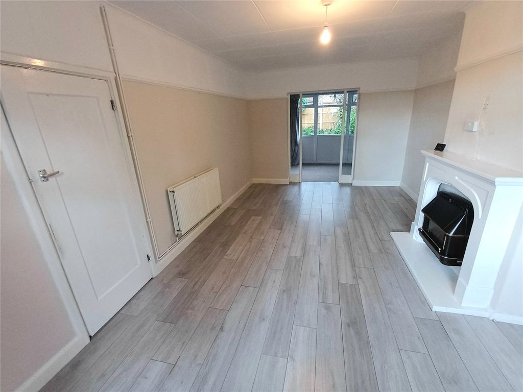 Property photo 3 of 14 Picture No. 06