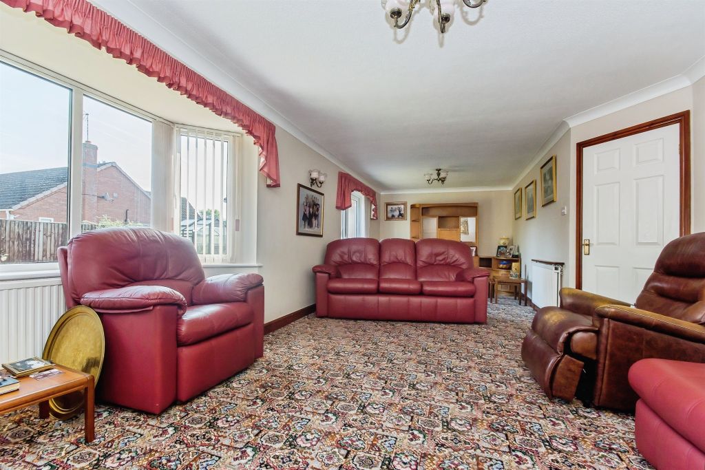 Property photo 3 of 22