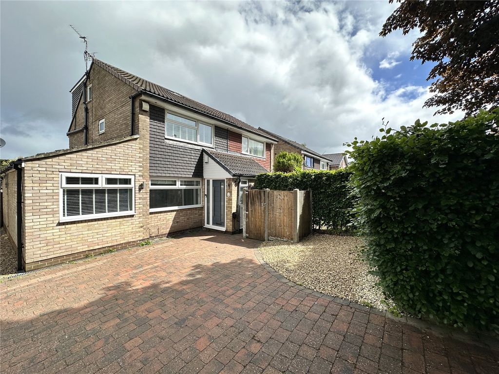 Property photo 1 of 16 Picture No. 01