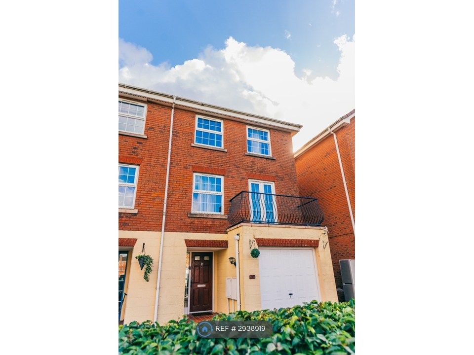 Property photo 1 of 27