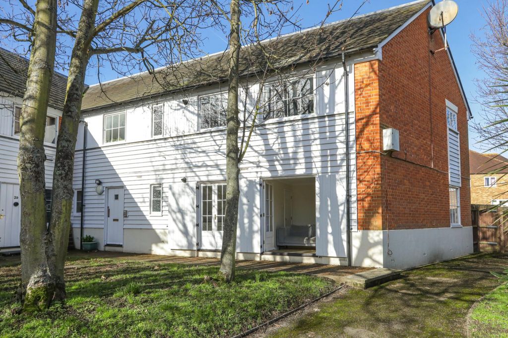 Property photo 2 of 12 Picture 2